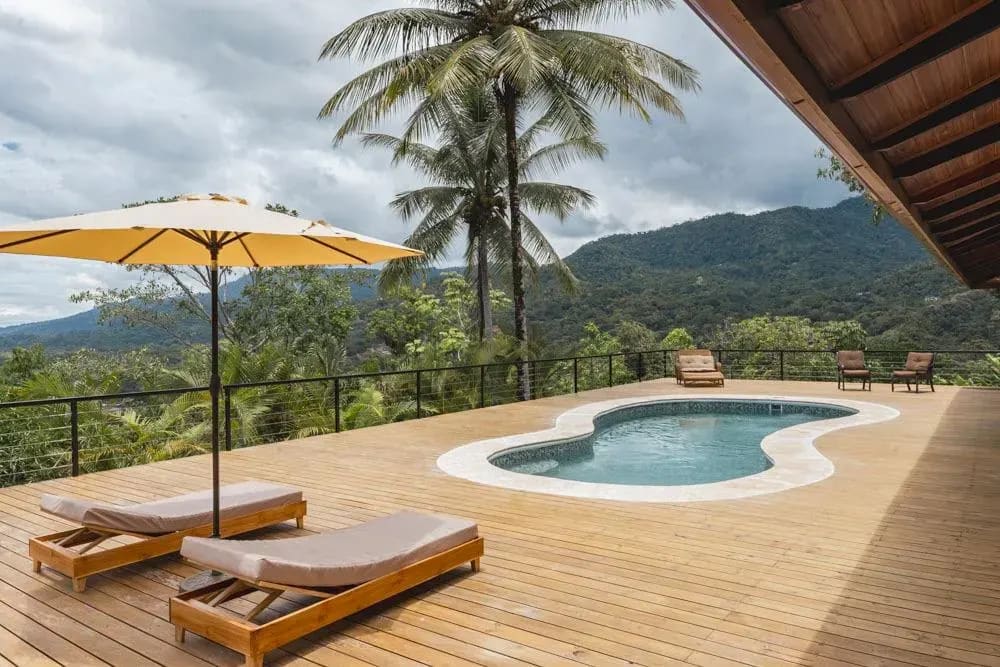 Casa Blanca: Luxury Oceanview 4 Bedroom Uvita Home