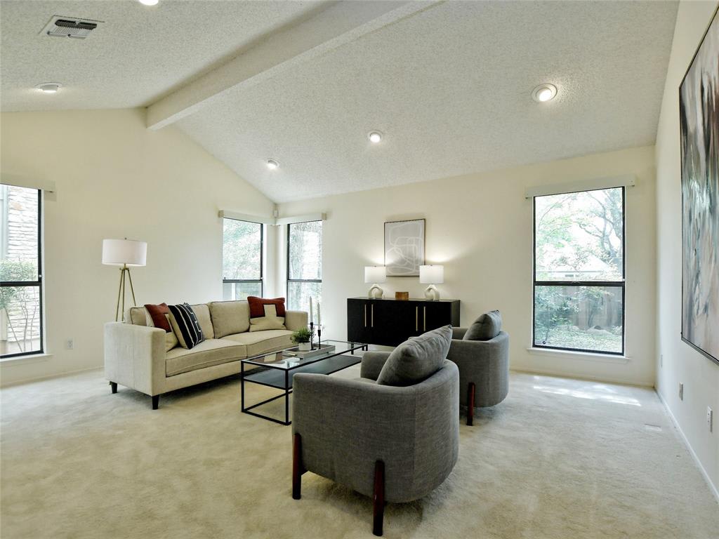 8113 Raintree Pl