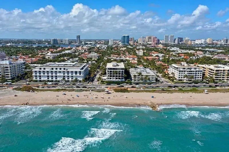 Dunster House Palm Beach Neighborhood Guide