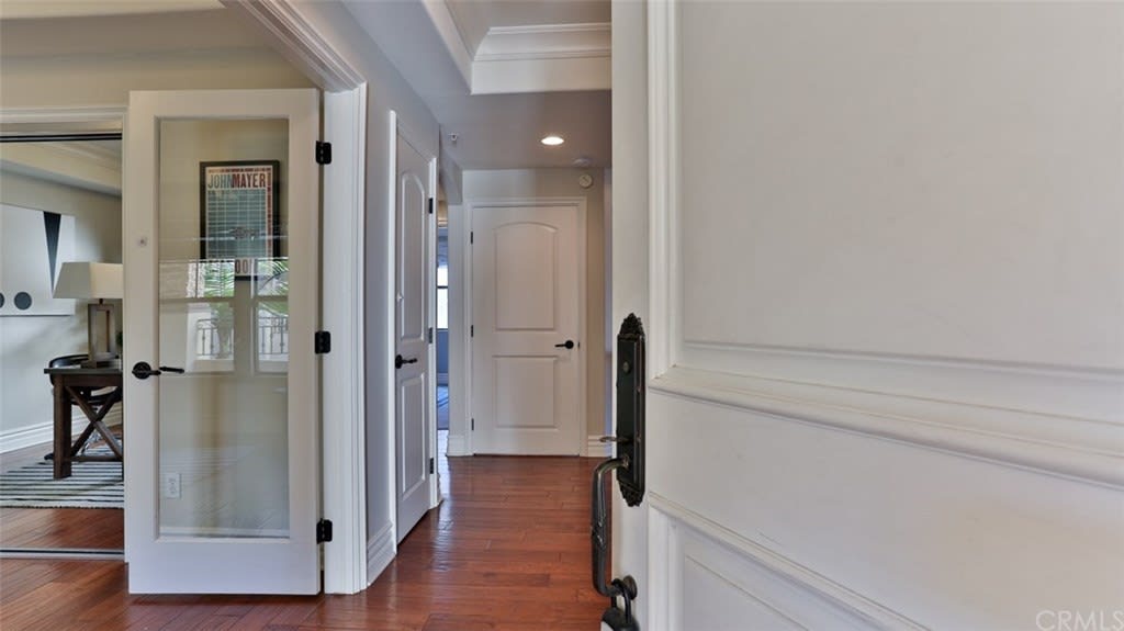 12026 Hoffman St #401