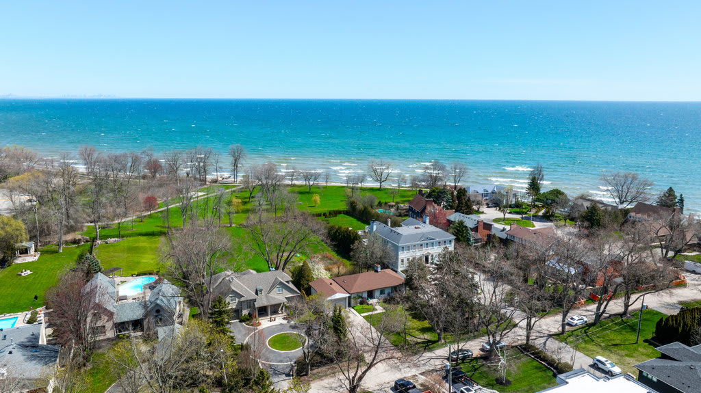 21 Belvedere Drive, Oakville