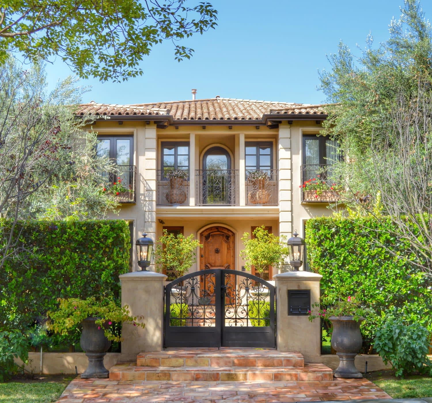 Abrahams Real Estate TIES Team San Antonio Real Estate Experts