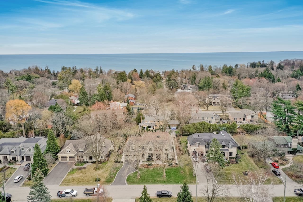 1518 Warren Drive | Oakville, ON L6J 1W8 | Goodale Miller Team