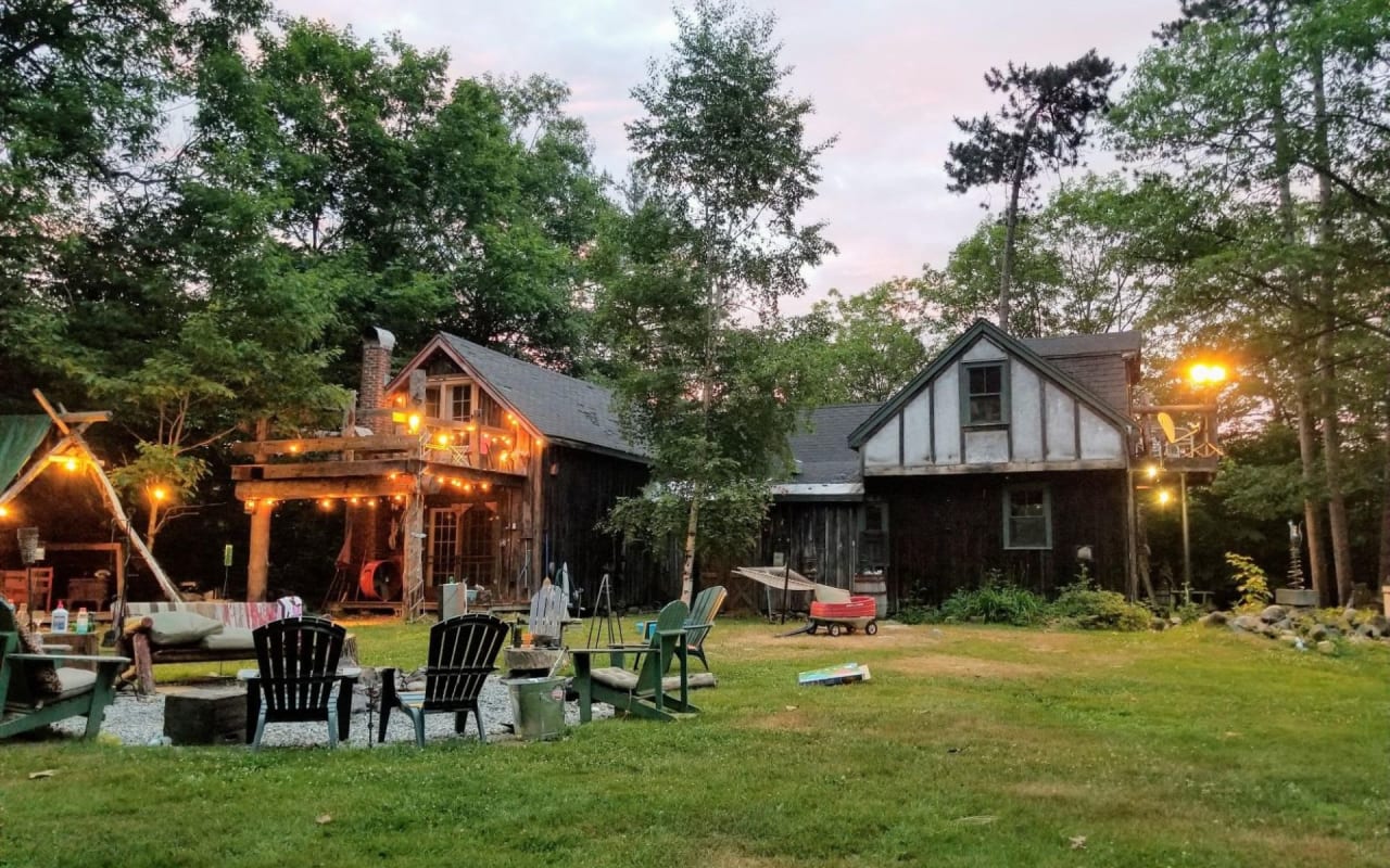 How to Throw the Perfect Outdoor Party Blog Doug Buenz 680 Doug