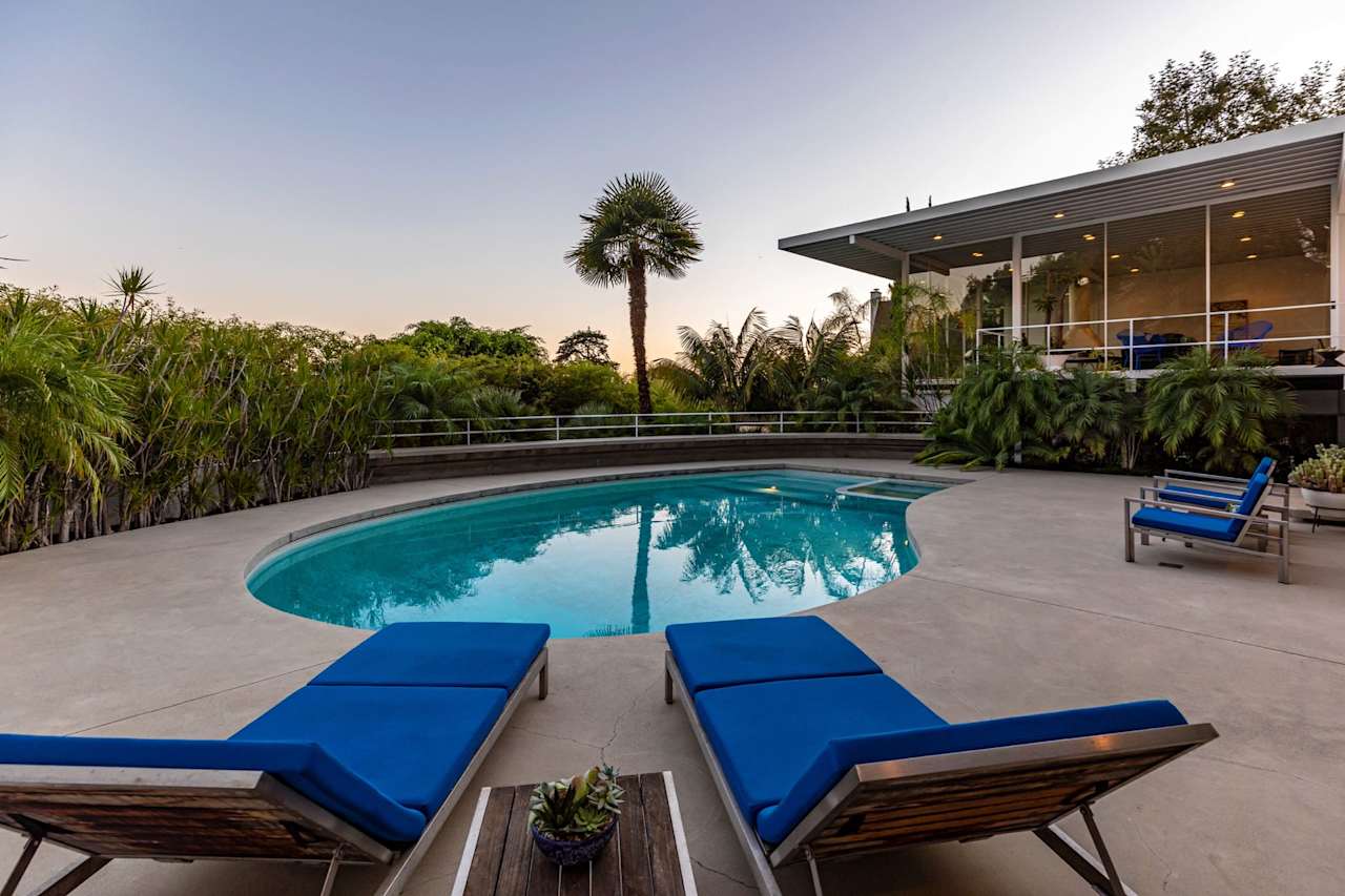 The Steel House :: Neil A. Johnson, AIA