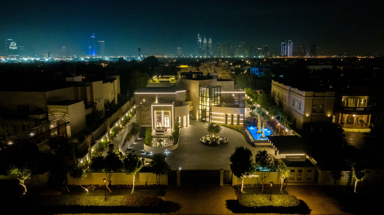 Villa Amara Emirates Hills 7BR Super Mansion