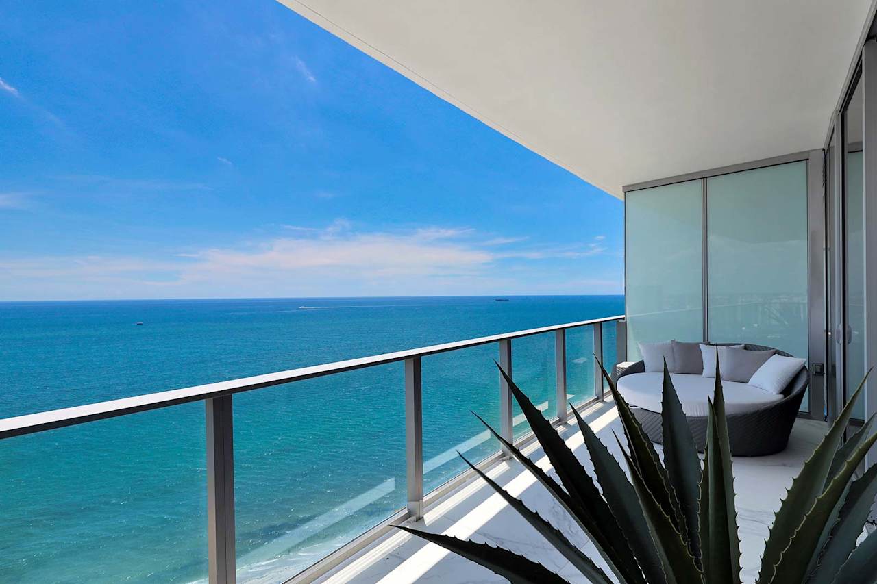 Auberge Beach Residences & Spa Fort Lauderdale