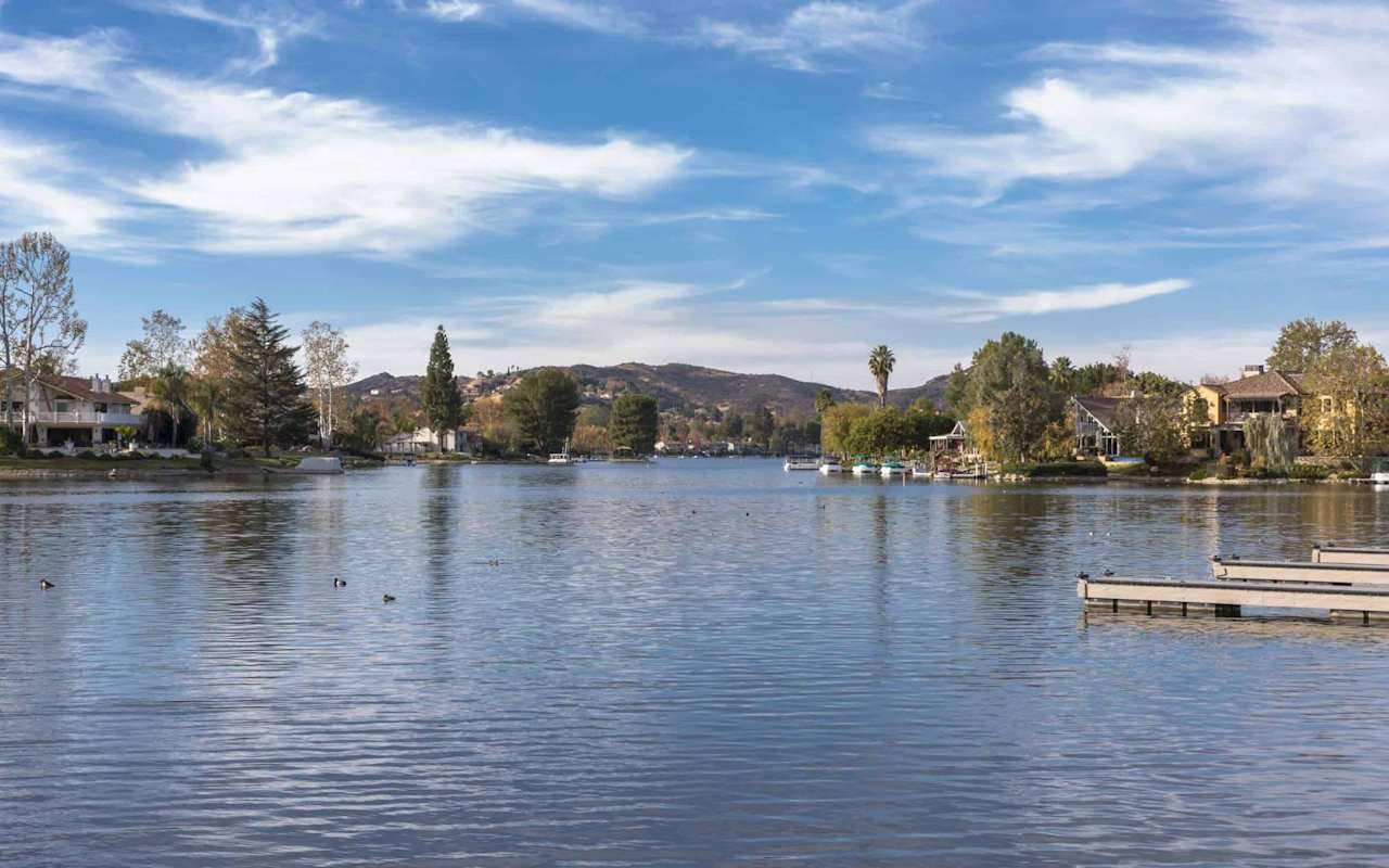 Thousand Oaks Doora Properties