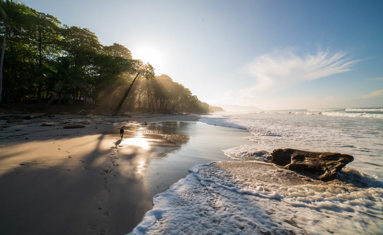 6 Reasons Why US/Canadian Citizens Should Relocate to Costa Rica