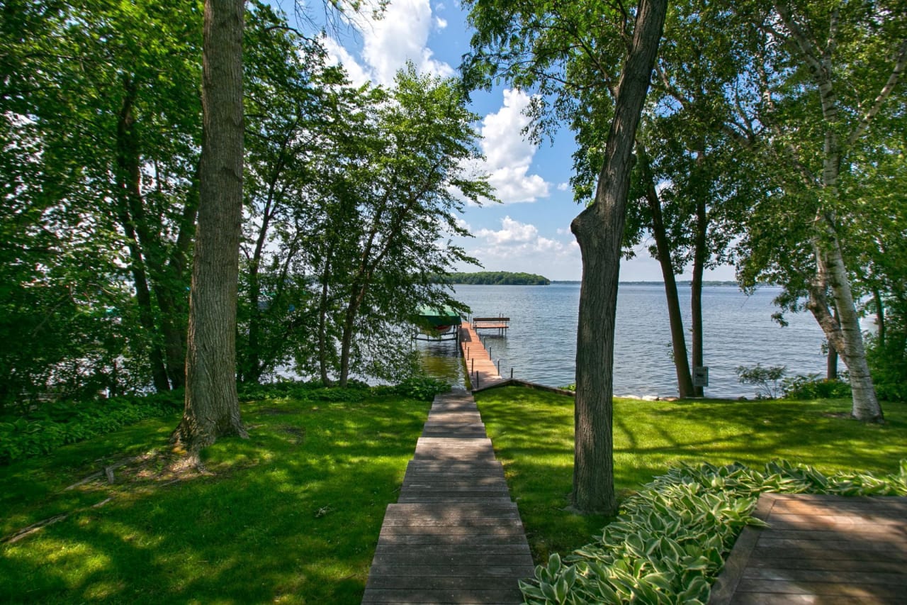 $2.75M Private Island Listed on Lake Minnetonka