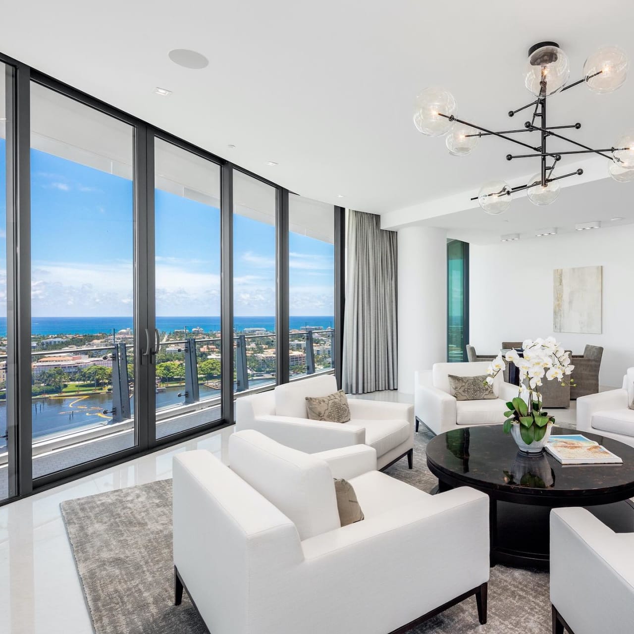 Luxury Palm Beach Real Estate Samantha Curry