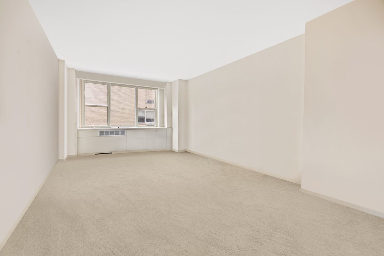 535 East 86th Street Unit 5D