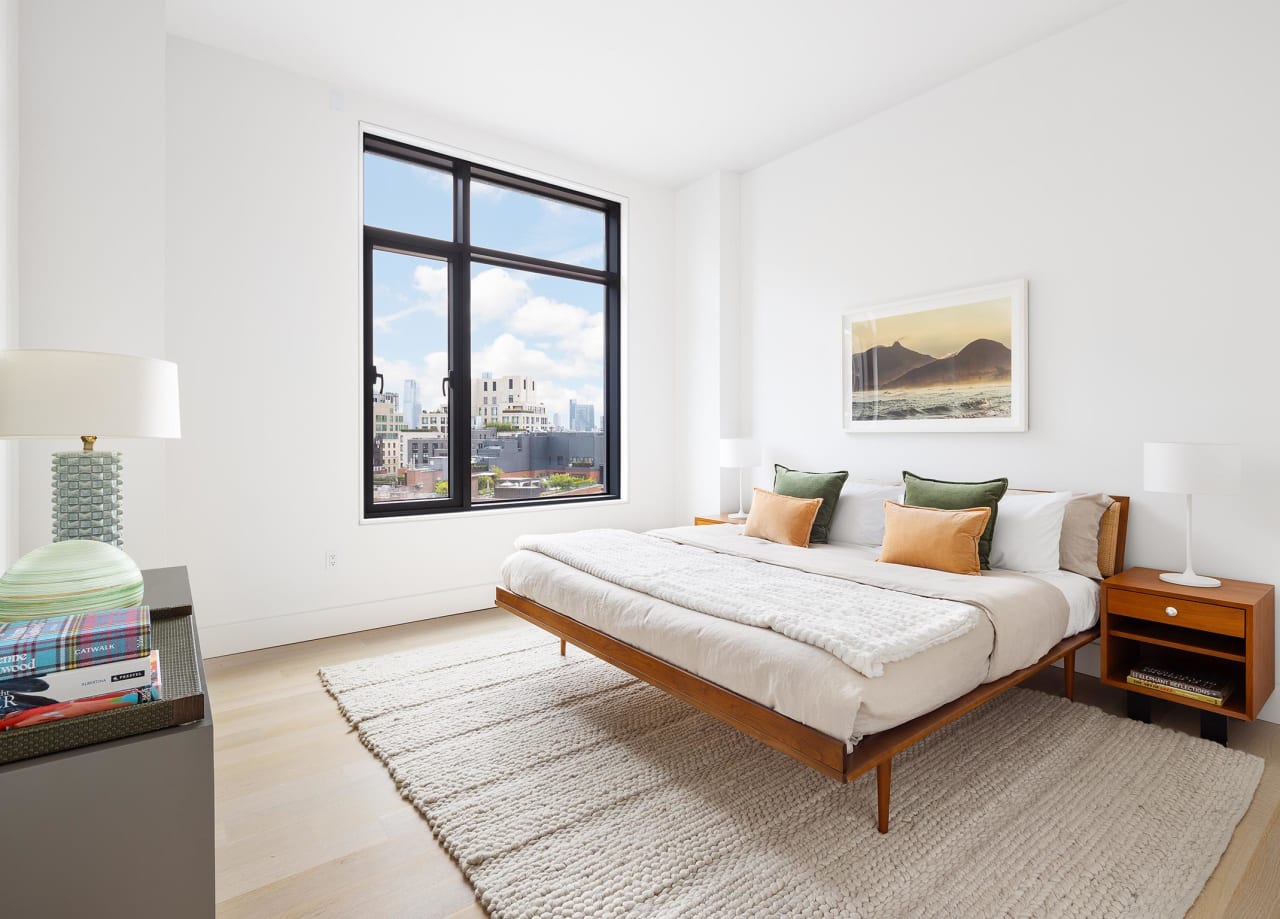 219 Hudson Street Unit: PH B