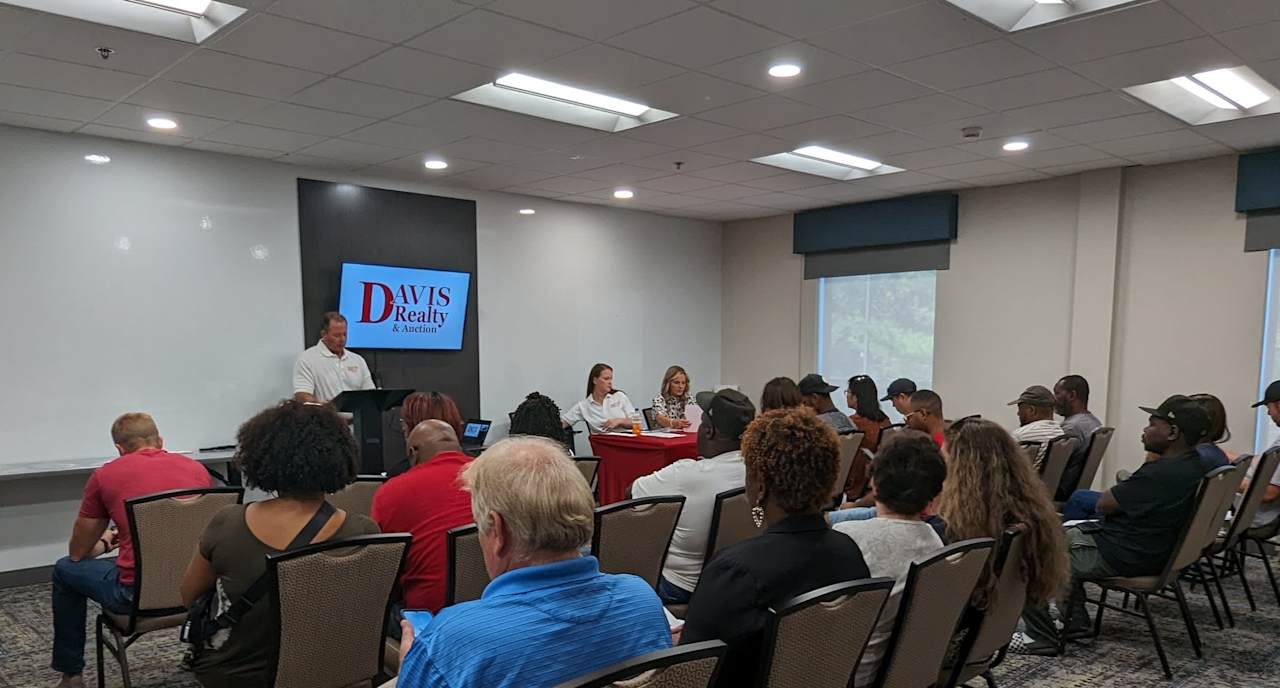 Residential & Commercial Auctions Davis Realty and Auction