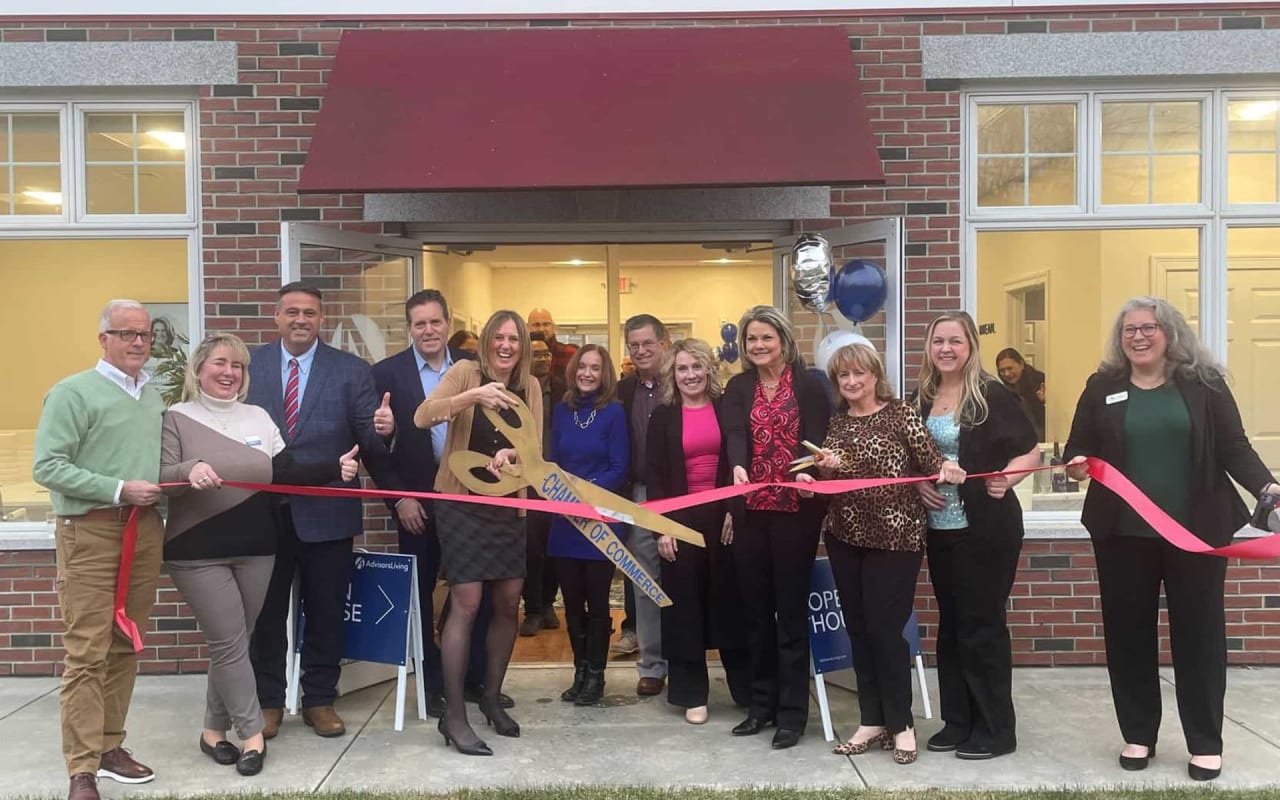 Advisors Living Holds Gala Grand Opening for Office in Tewksbury