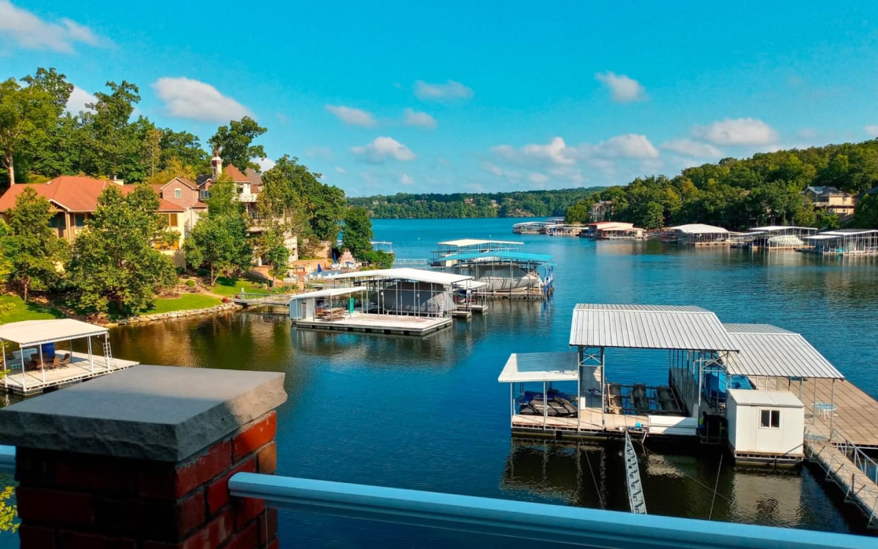 Exploring the Architectural Marvels of Lake of the Ozarks