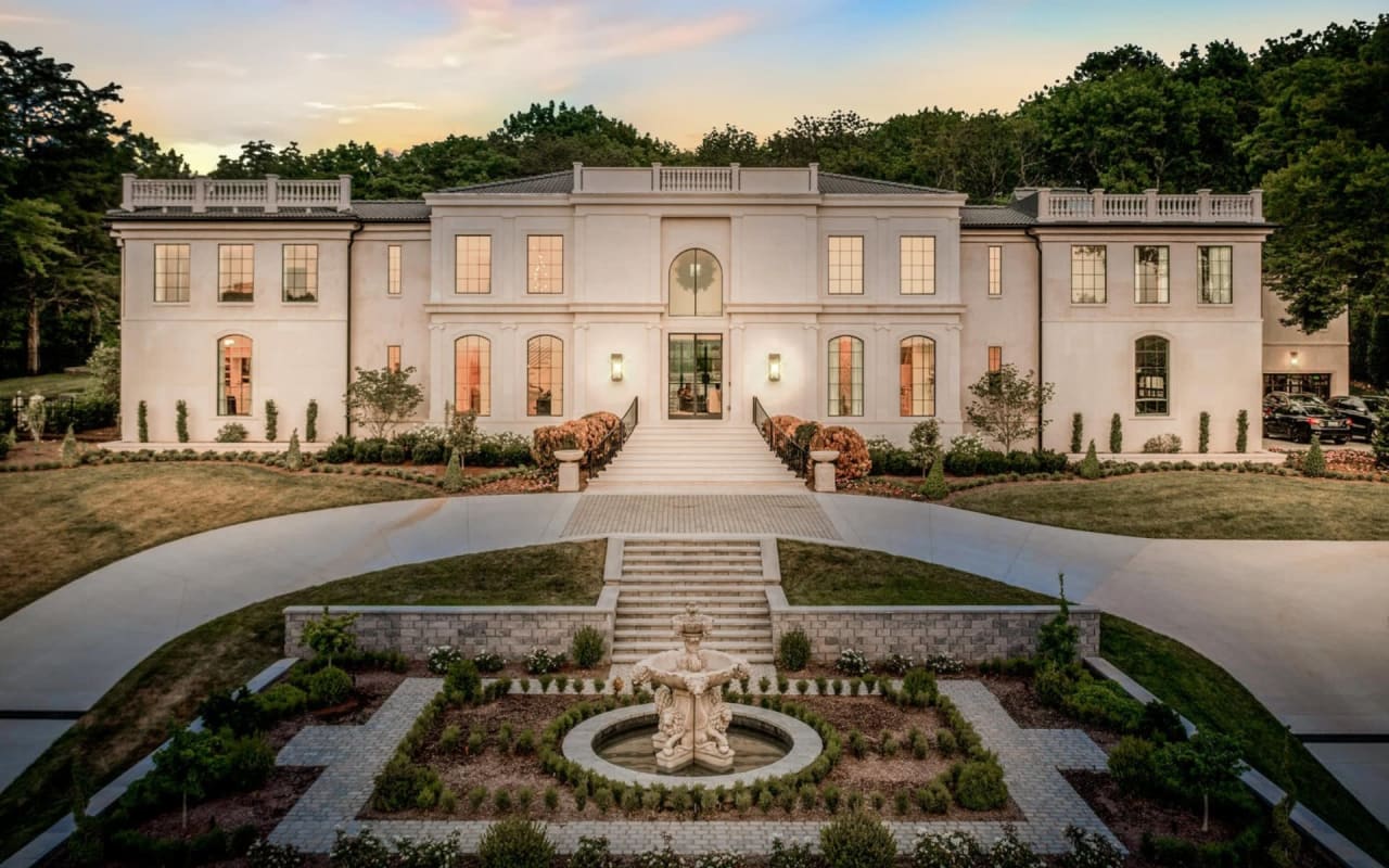 The Ultimate Guide to Ultra-Luxury Real Estate in Nashville, TN