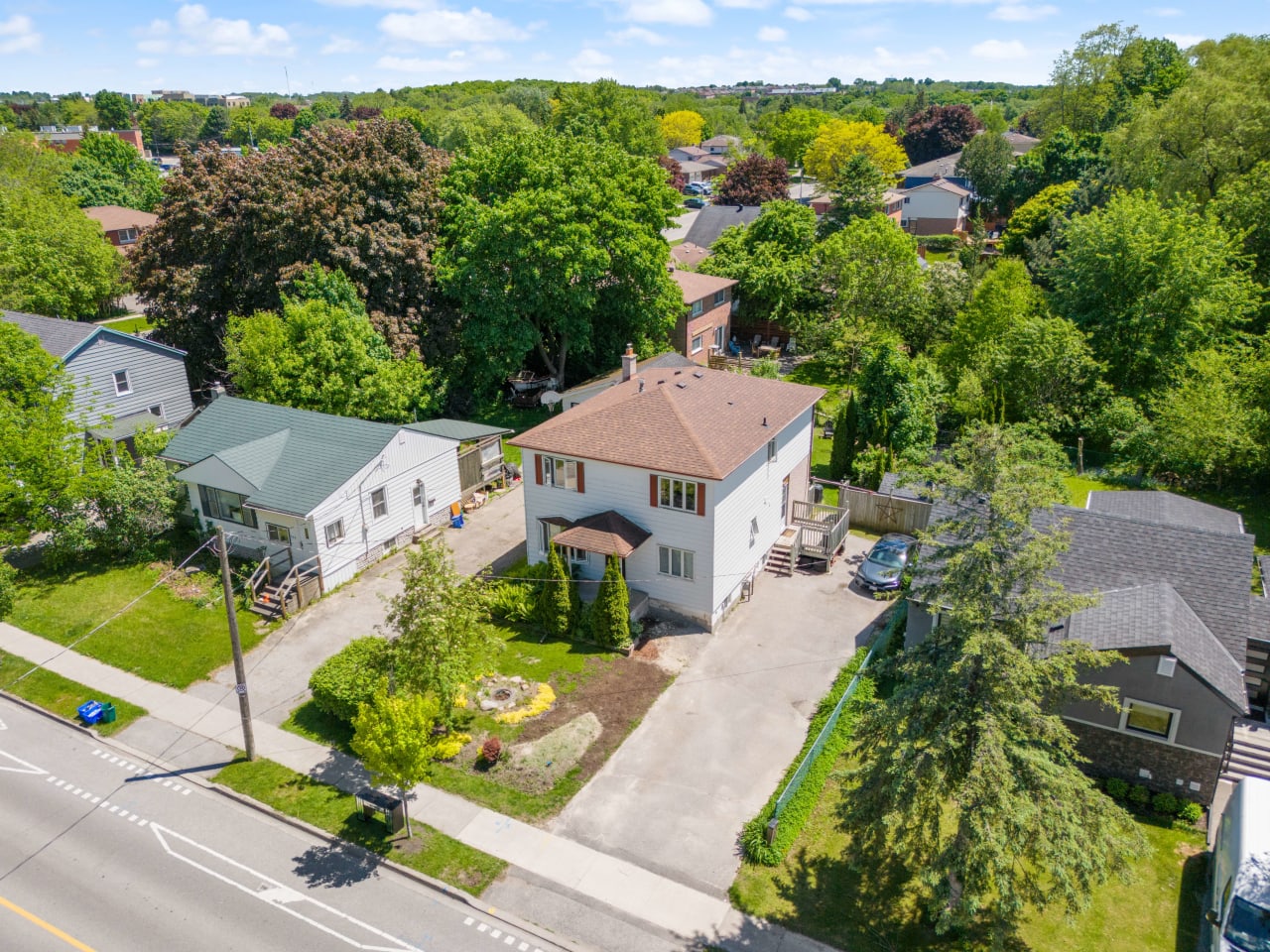 790 Srigley Street Newmarket