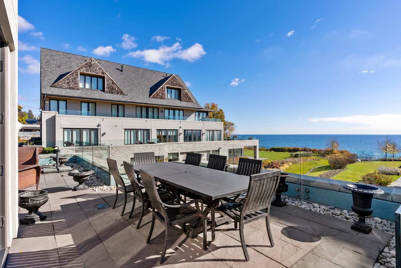 Luxury Lakefront Condominium 10 Maple Grove Unit 26