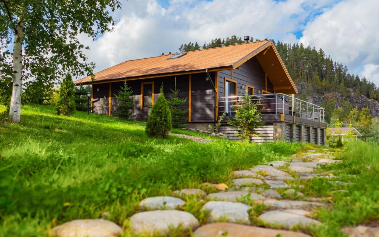 8 Pros & Cons of Investing in Rural Property