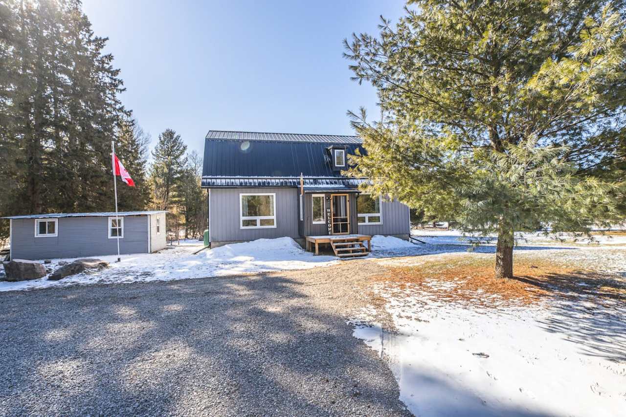 Dreamy Country 4 Season Getaway in Norland for Sale Blog