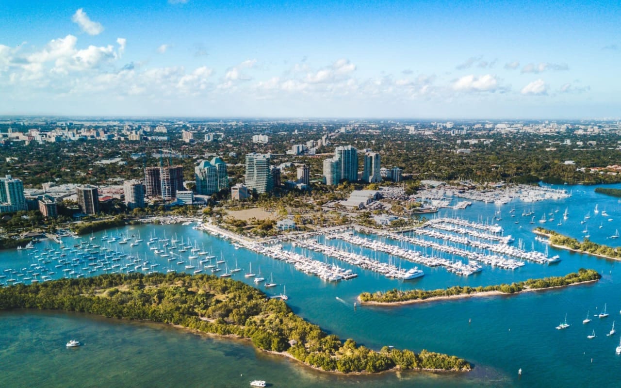 Why Residents of Coconut Grove Enjoy Living Here