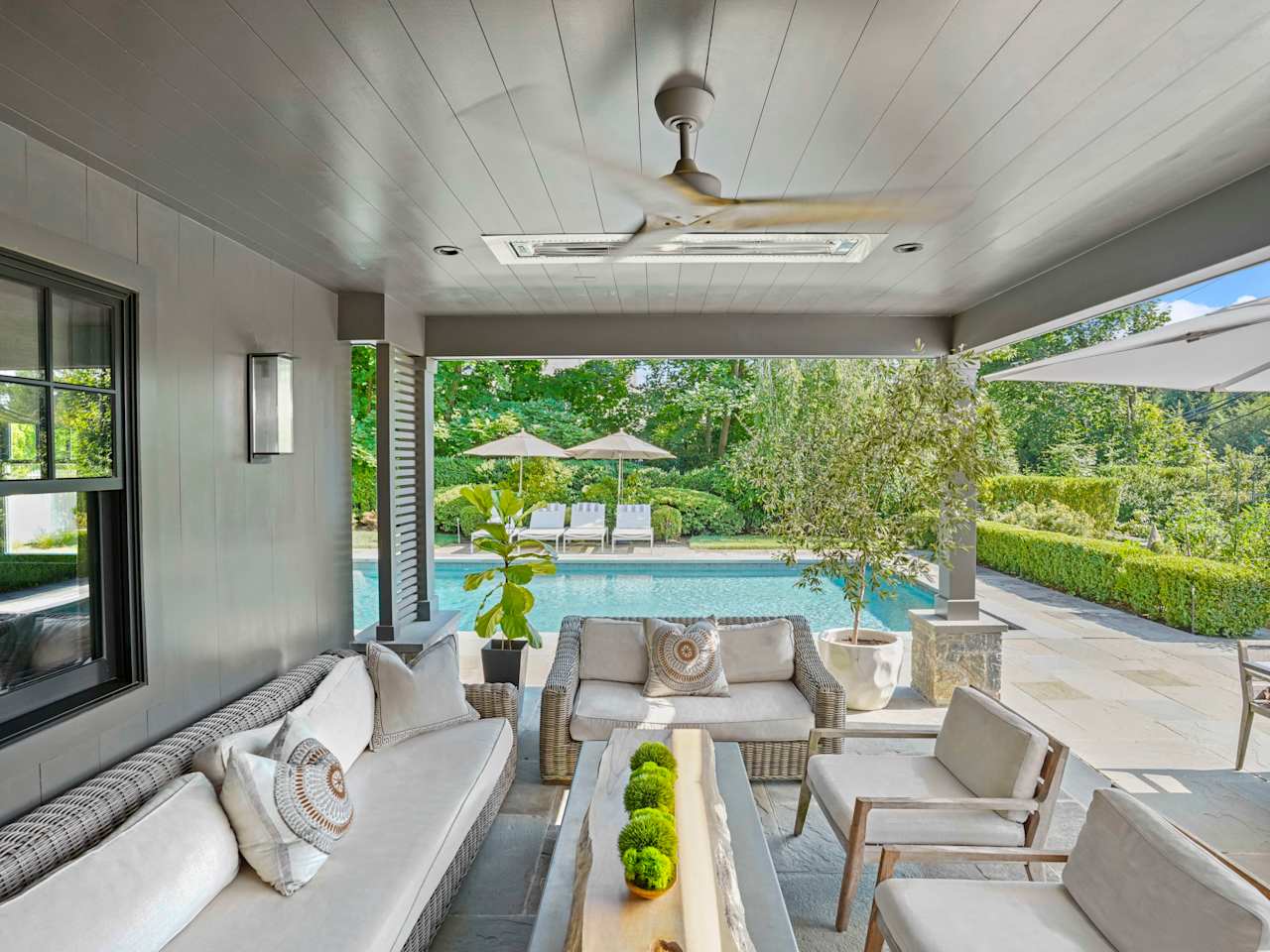 Ellen Mosher Greenwich Real Estate Agent, CT