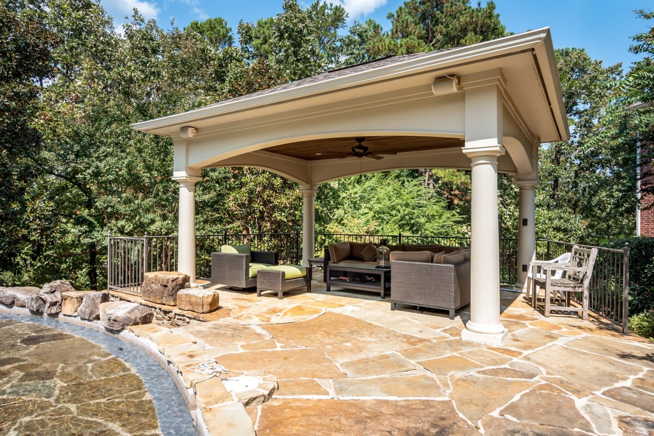 2 Valley Crest Court Jon Underhill Real Estate