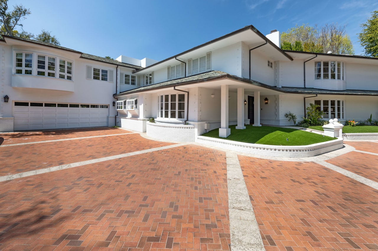 801 N Sierra Dr, beverly hills