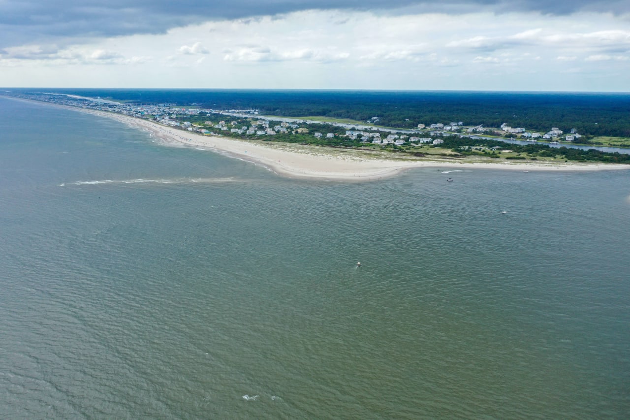 HOLDEN BEACH