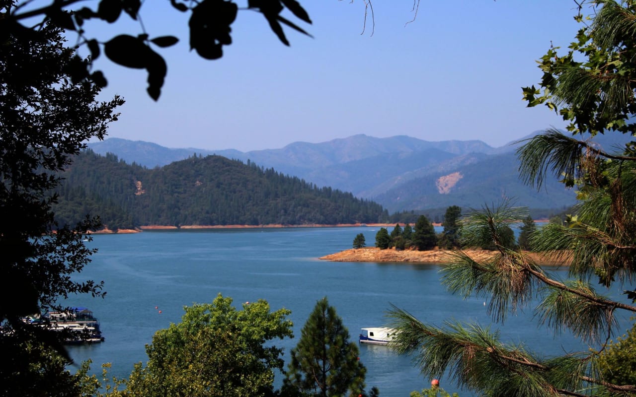 Shasta Lake City