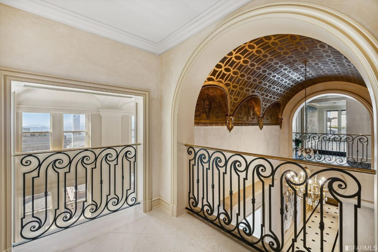 Iconic, Rarely Available Nob Hill Penthouse