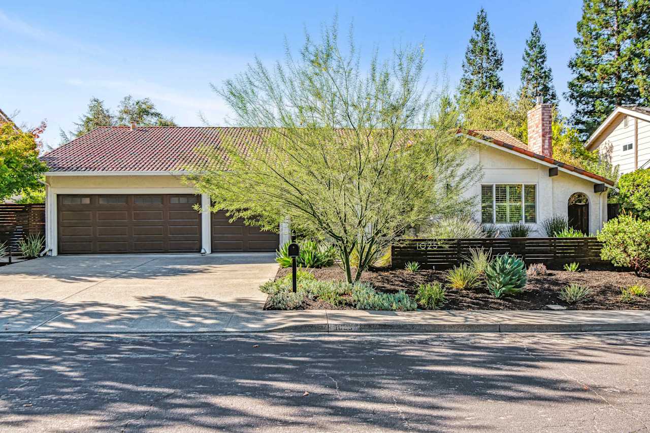 1025 Rudgear Road