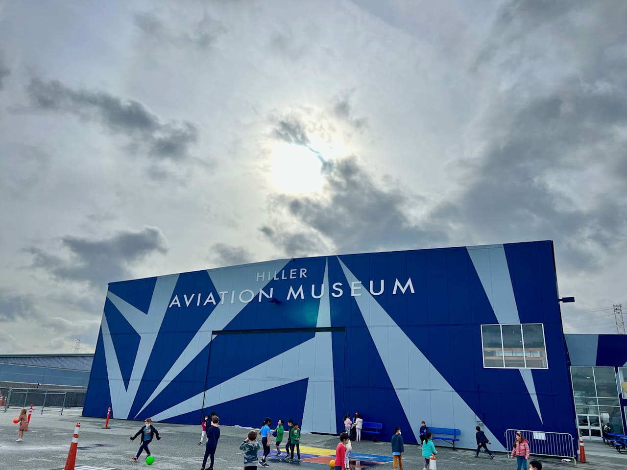 Hiller Aviation Museum