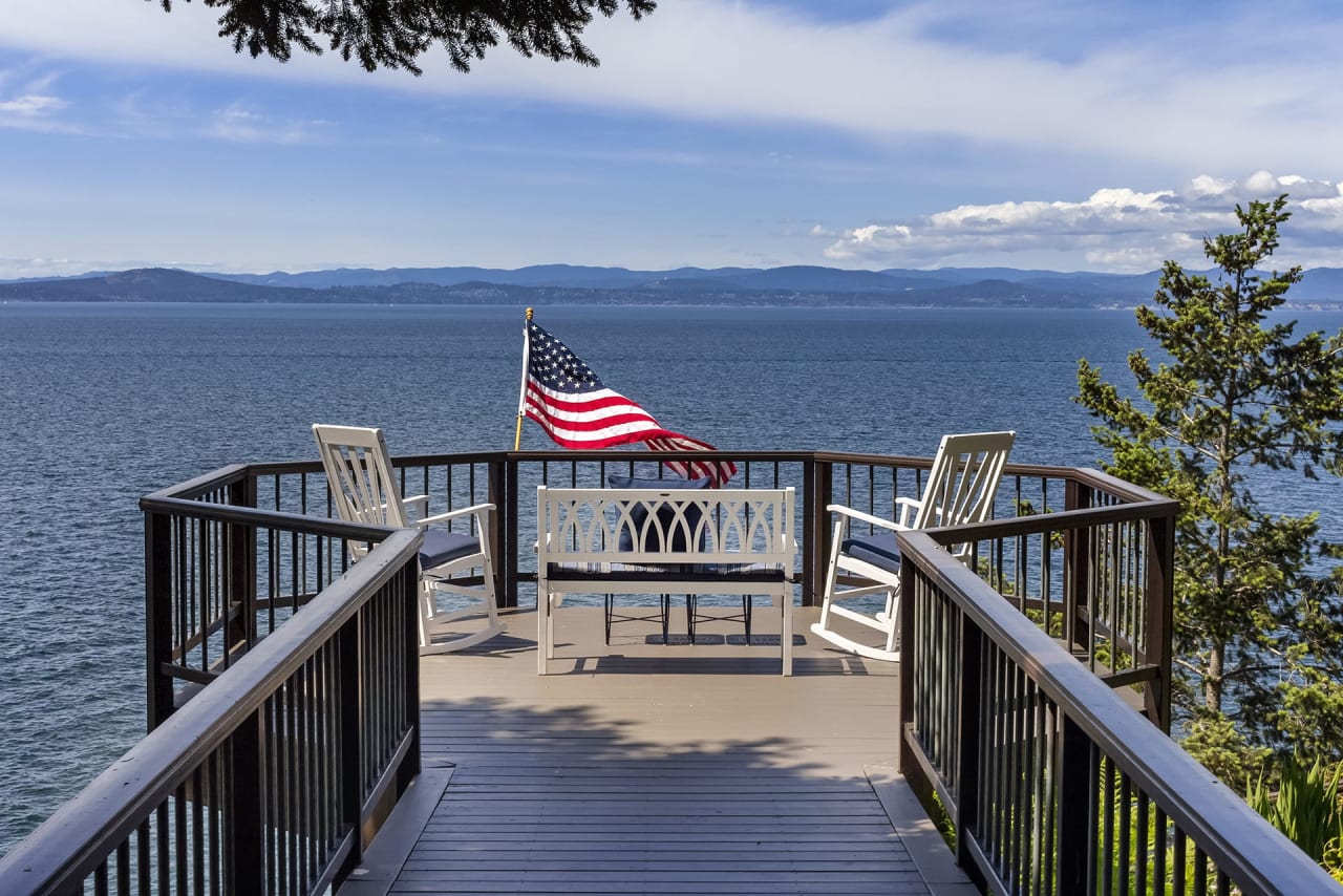 San Juan Island Estate - 723 Carefree Way - Friday Harbor