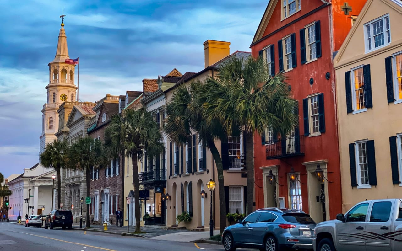 Historic Charleston Homes: Exploring the Timeless Beauty of the Holy City's Real Estate