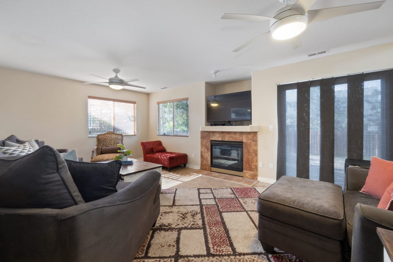 2235 Shoshone Valley Trail Jessica Northrop Group, Compass Real