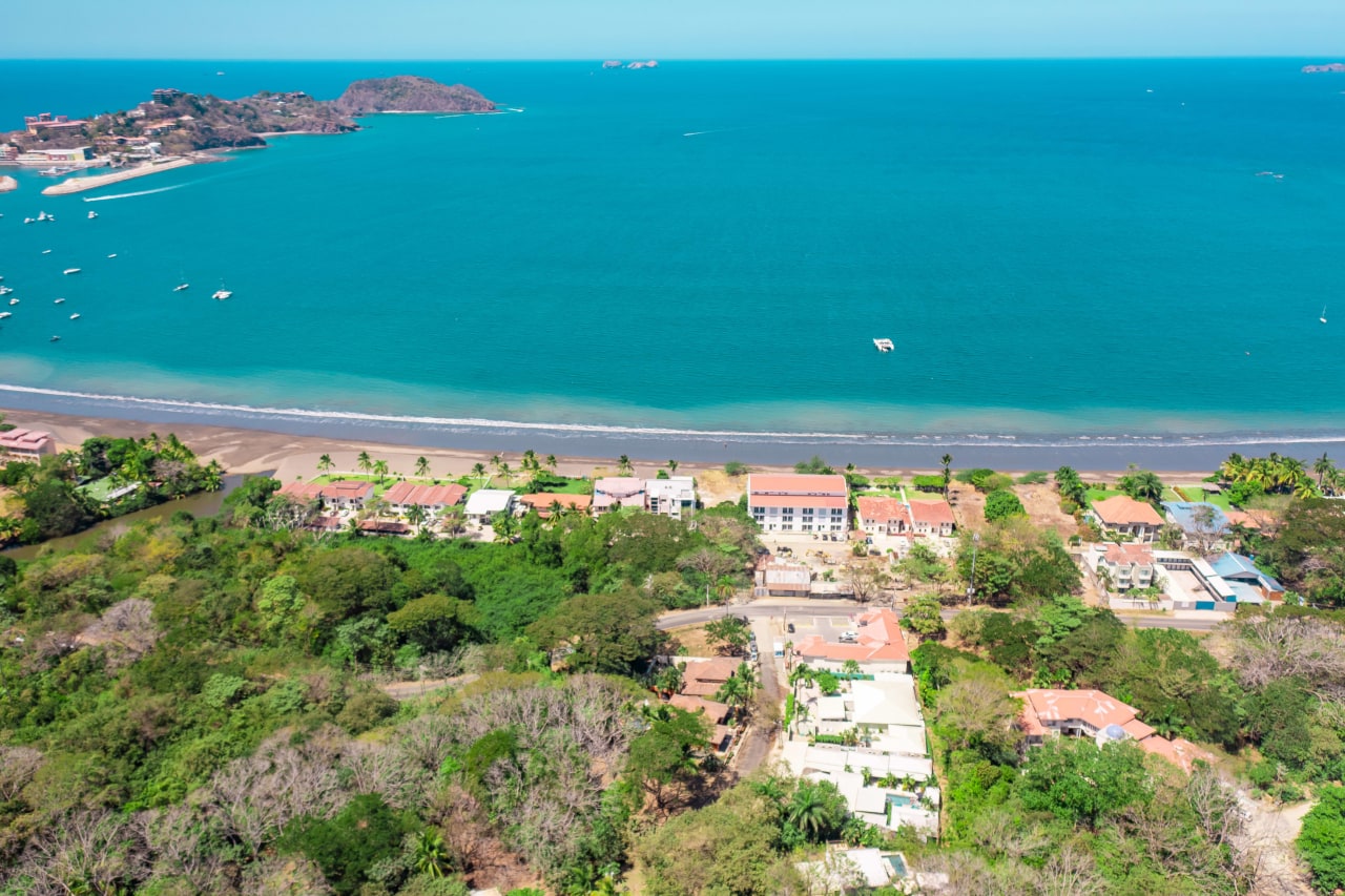 Villa Ballena | Sleek Beachfront Masterpiece in Costa Rica