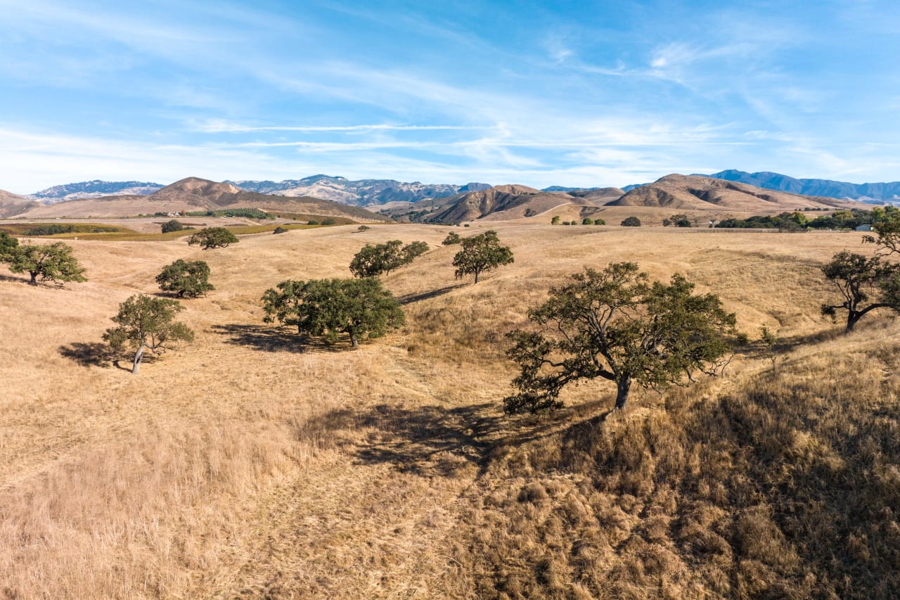 105+/- Magical Acres in Happy Canyon