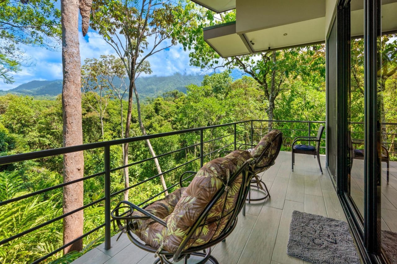 6 Beautiful Tree House Villas and Owners Home on Calle Toucan