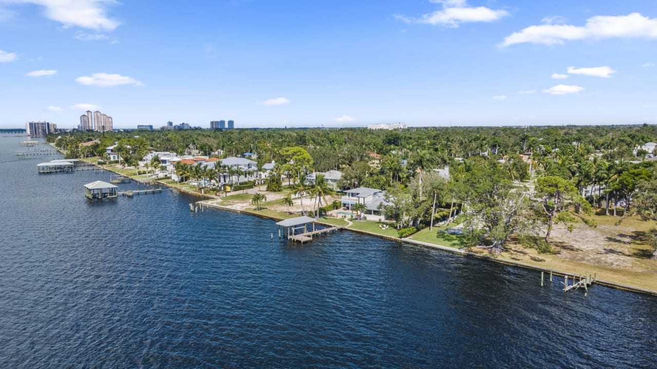 Riverfront Gem 1209 Coconut Drive Fort Myers FL 33901