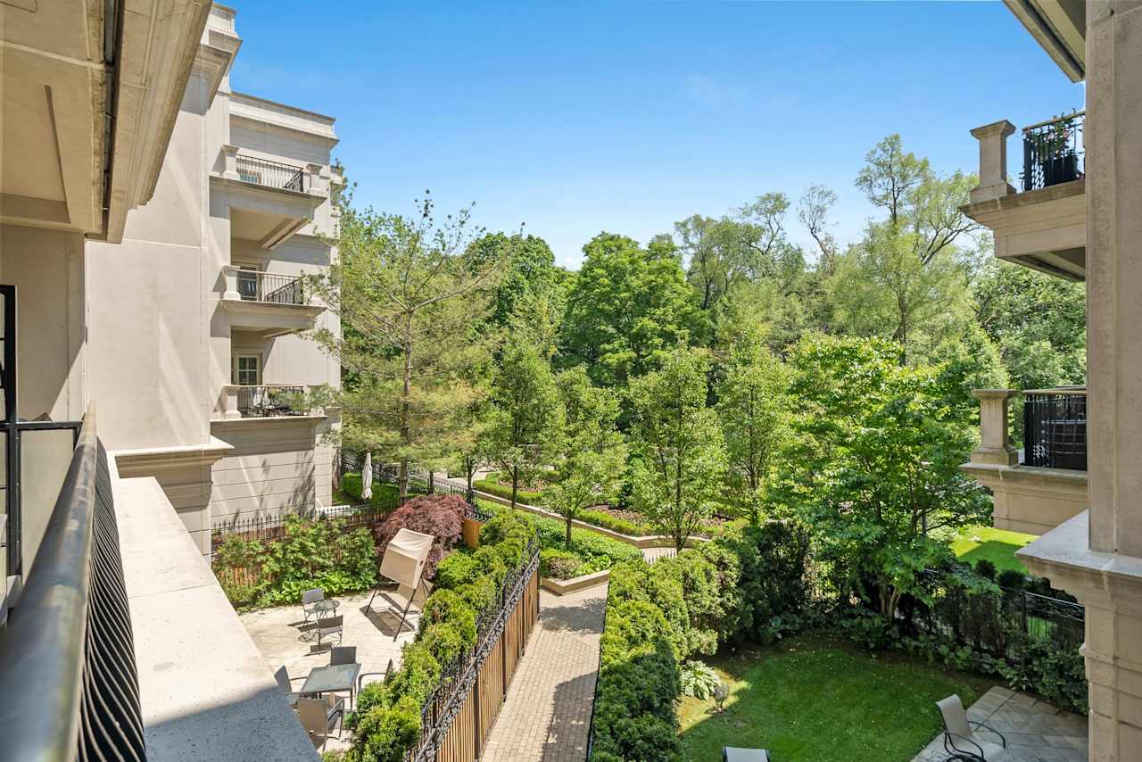 Exclusive Residence One Post Road Barry Cohen Homes