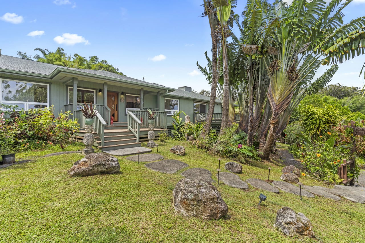 60 Koolau Rd on Maui’s North Shore