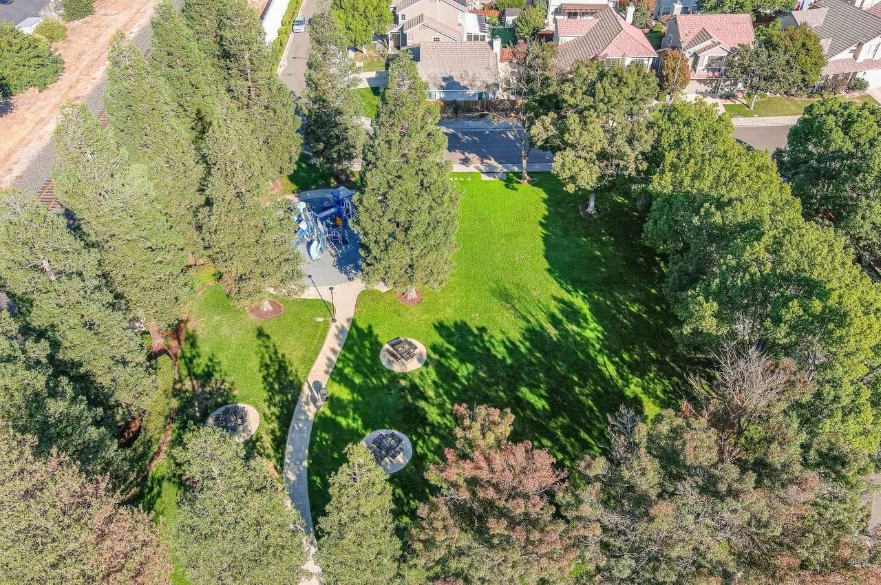 87 Shore Drive, Pleasanton