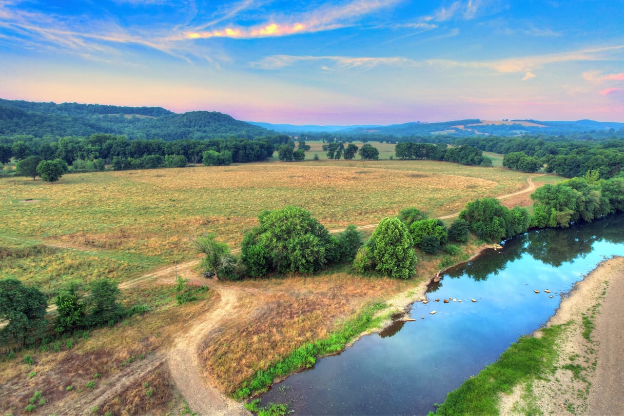 1,050+ Acre War Eagle Farm in North West Arkansas