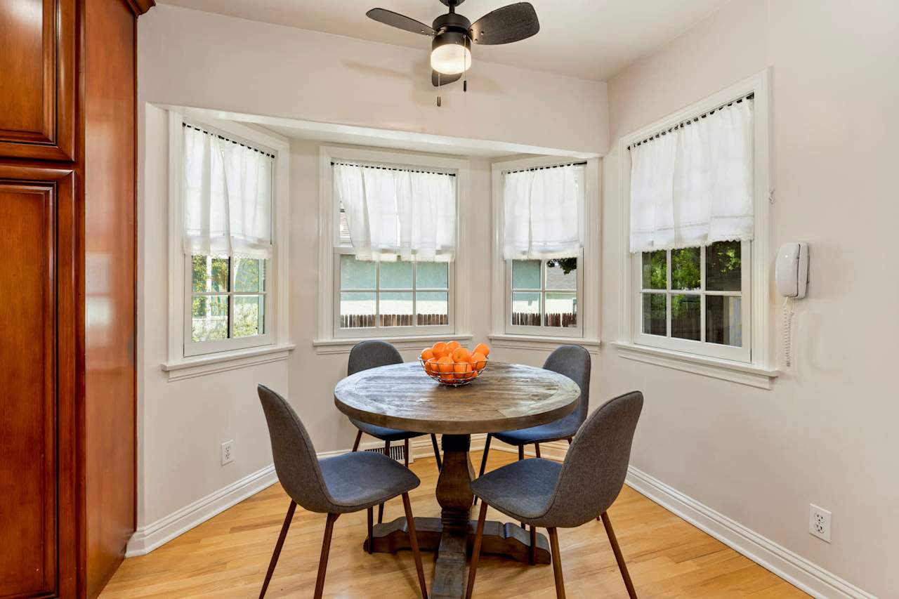 2382 Loma Vista Street