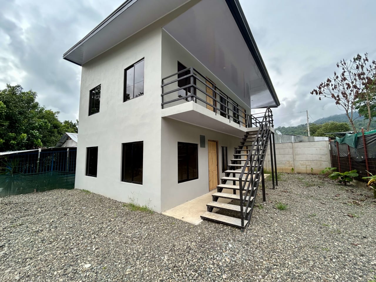 4-Units Mini Apartment In Uvita, Potential Rental income