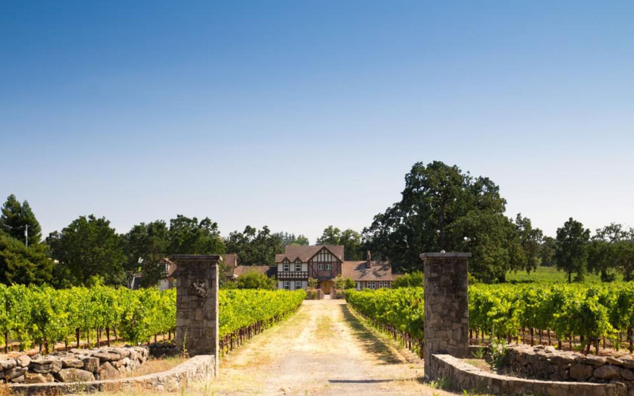 Hidden Vineyard Retreats in Sonoma County