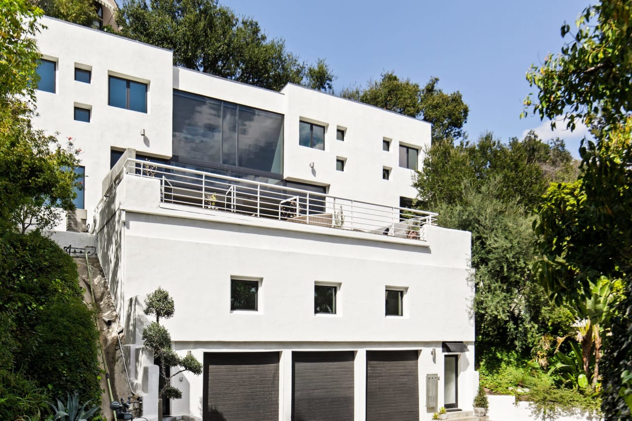 Architectural Stunner. Upper Beachwood Canyon