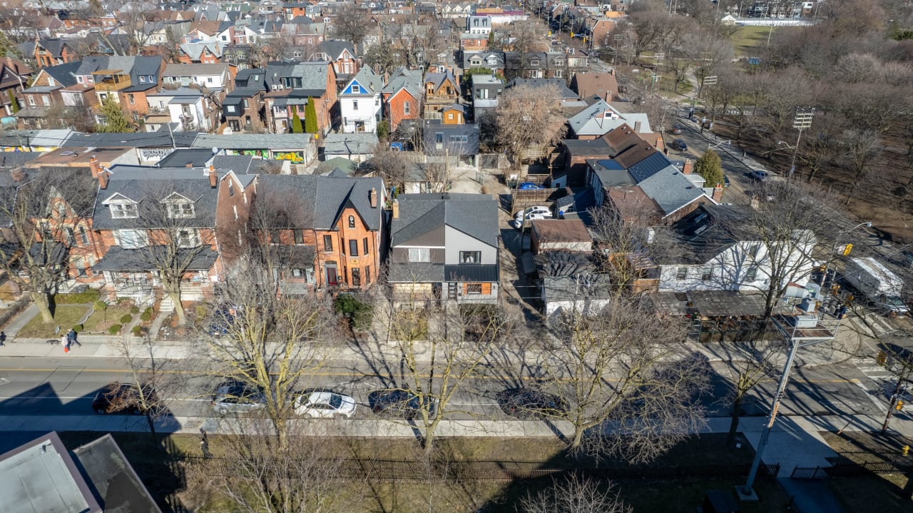 Trinity Bellwoods Gem